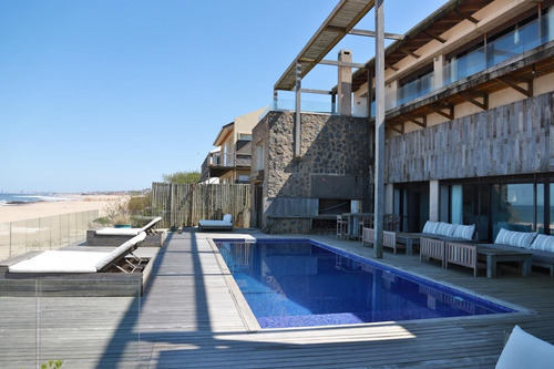 Imagen 1 de 30 de Casa - Punta Piedras
