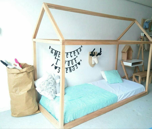 Cama Casita Montessori Barnizada 120x60 Tuo Amore