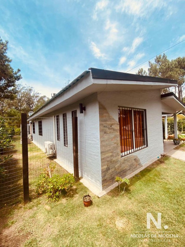 Vende Casa A Estrenar De 3 Dormitorios En Pinares, Punta Del Este 