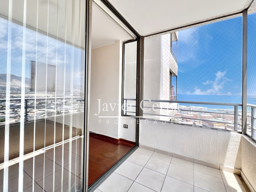 Depto Arriendo, Nicolas Tirado