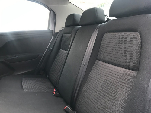 Peugeot 301 Allure 1.6 Hdi Año 2017 - Liv Motors