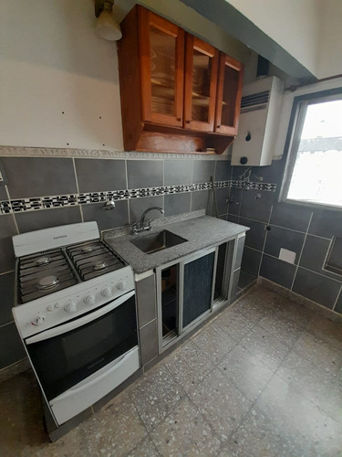 Imagen 9 de 21 de Venta Departamento 2 Ambientes Bernal