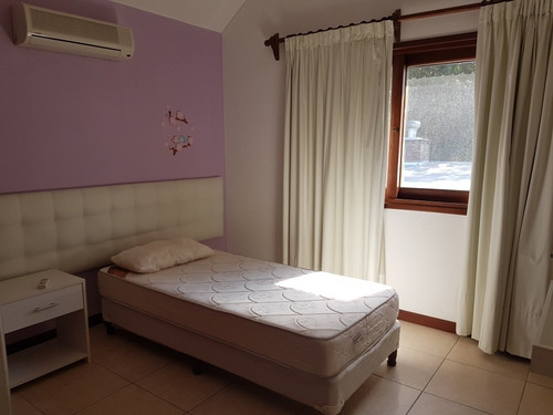 Alquilo Temporada Casa Con Piscina Climatizada, 3 Dorm,4 Baños,barbacoa Consulté Precio