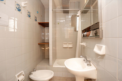 Departamento Cuatro Ambientes C/ Cochera Devoto