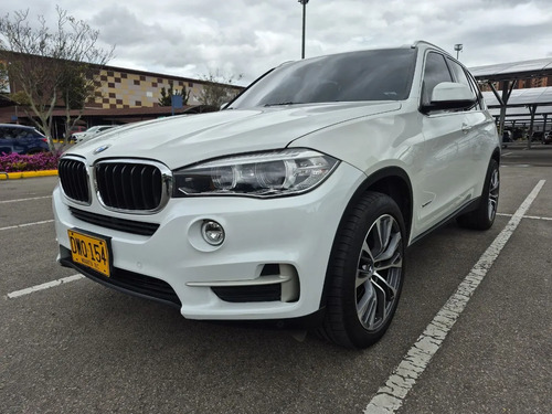 BMW X5 xDrive35i AT 3.0 4X4