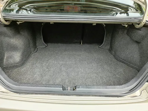 Mazda Allegro Automático Edición Especial