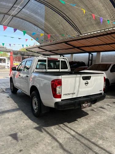 Nissan Frontier Sabanera gasolina 4x2