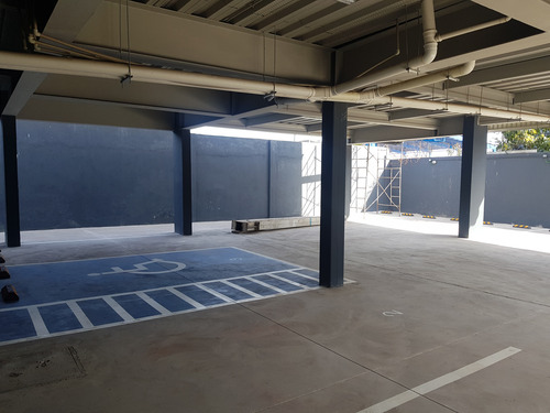 Local Comercial La Serena 238 M2, Ubicación Privilegiada