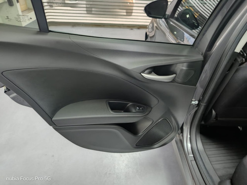Fiat Cronos 1.8 16v Precision