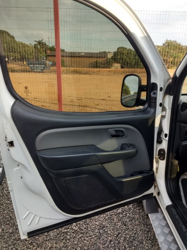 Fiat Doblo 2016 1.8 16v Adventure Flex 5p