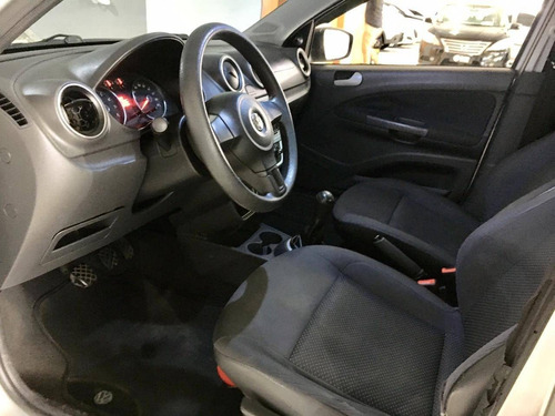 Imagem 7 de 13 de Volkswagen Gol 1.0 Mi Trendline 8v Flex 4p Manual