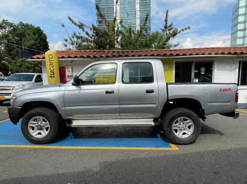 Toyota Hilux 2.4 Ex Hi Rider Plus 4x4