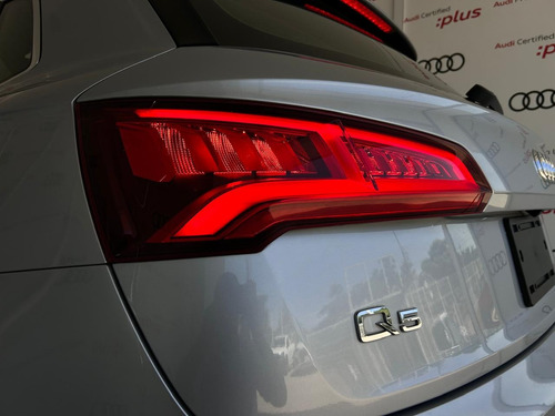 Audi Q5 2.0 L T Select Dsg