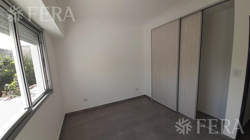Imagen 9 de 19 de Venta De Departamento 3 Ambientes Con Cochera En Wilde (28604)