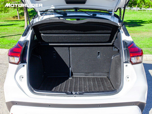 Imagen 12 de 25 de Nissan Kicks 1.6 Exclusive Cvt | Permuta / Financia