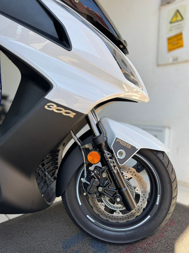 Kymco Downtown 300i 2022 Com 6.400 Km