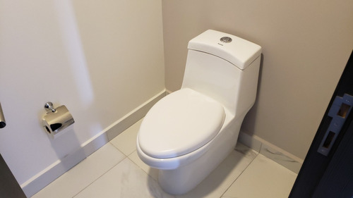 Departamento Como Nuevo, Amplio Y Acogedor Con Vista Arbolada ¡listo Para Estrenar!