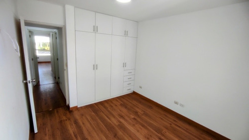 Imagen 5 de 13 de Departamento En Venta Barrio Medico Surquillo