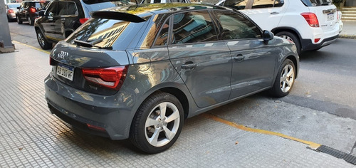 Audi A1 Sportback 1.4 Tfsi M/t - Motum