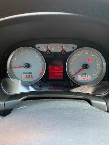 Imagem 7 de 8 de Volkswagen Golf 1.6 Vht Sportline Limited Edition Total Flex