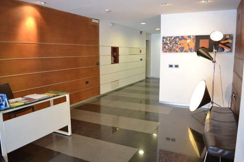 Oficina En Venta - Monoambiente En Ciudad Vieja