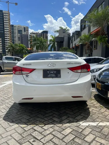 Hyundai Elantra 1.8 I35 Gls At