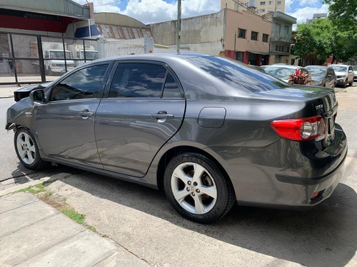 Imagen 4 de 15 de Toyota Corolla Xei 1.8 At 4p 2011 - Chocado -