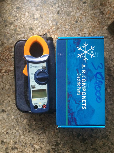 Voltiamperimetro,  Capacimetro Y Medidor De Temperatura