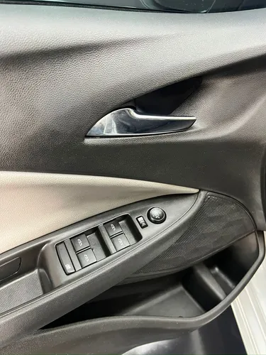 Chevrolet Onix 1.0T Premier Sedan At