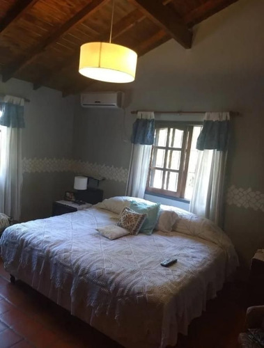 Imagen 9 de 15 de Excelente Casa Quinta En La Reja - Gran Parque Y Piscina