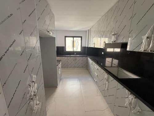 Apartamento De Venta En Urb. Real, Av. Rómulo Betancourt. Dn