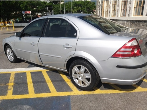 Ford Mondeo 2.0 Ghia 16v Gasolina 4p Automático