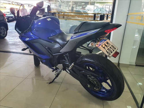 Imagem 2 de 4 de Yamaha Yzf R3 Abs