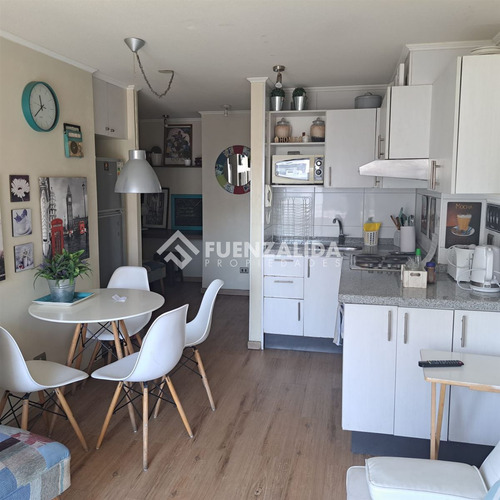 Departamento En Venta De 2 Dorm. En Metro Ecuador
