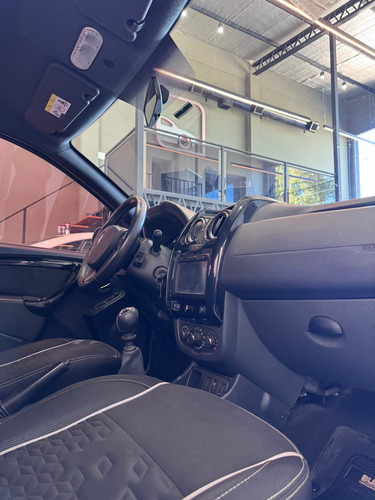 Renault Duster Oroch 2.0 Privilege