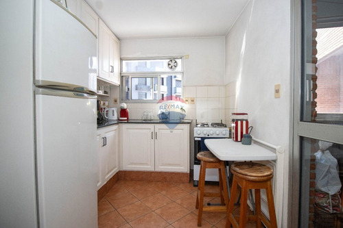 Venta Apartamento 2 Dormitorios Balcón Centro