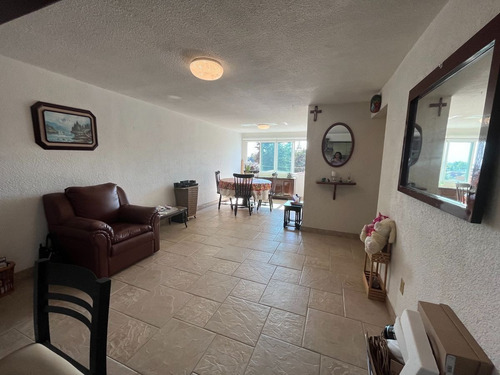 Imagen 2 de 14 de Vendo Lindo Departamento En Jardines De Atizapan, Atizapan