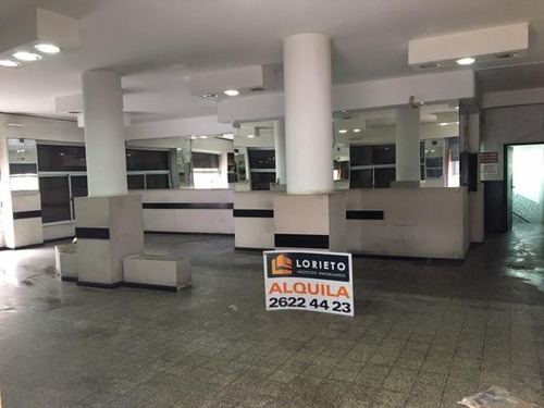 Local En Excelente Ubicación