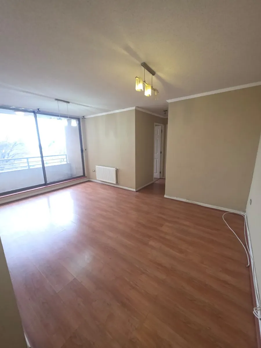 Imagen 2 de 9 de Se Arrienda Departamento En Edificio Mistral A Pasos Del Hos