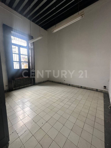 Renta Casona Centro Histórico Av. Hidalgo, Queretaro