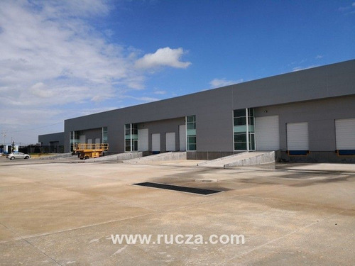 Bodega Cross Dock De 7,470 M2 / Silao Gto.