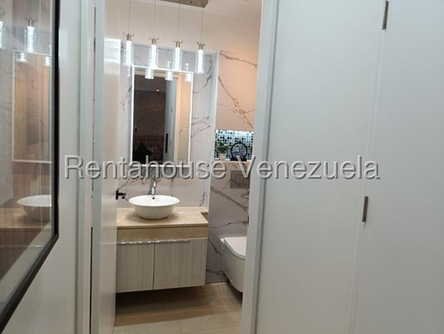 Apartamento En Venta En Campo Alegre Chacao Caracas Pisos De Marmol Angela Tochon
