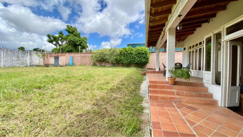 Imagen 4 de 27 de Bella Quinta En Venta Encerrada