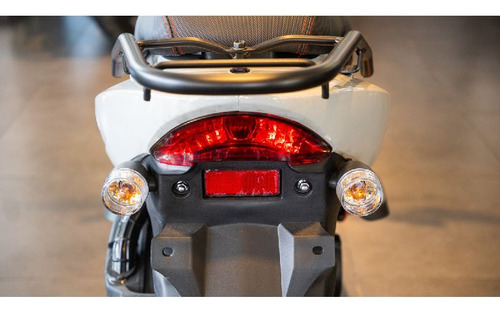 Kymco Agility 125 Scooter No Yamaha Fascino Rs 125