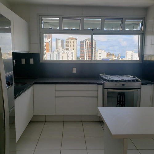 Imagem 16 de 30 de Apartamento Com 144m2, Totalmente Reformado Com 4 Quartos Sendo Uma Suíte, Com Armários E Split, Lavabo, Banheiro Social, No Jardim Apipema - Ap00731 - 68351674