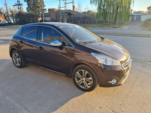 Imagen 6 de 25 de Peugeot 208 2016 1.6 Feline Pack Cuir