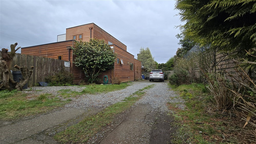 Casa En Venta De 5 Dorm. En Puerto Varas