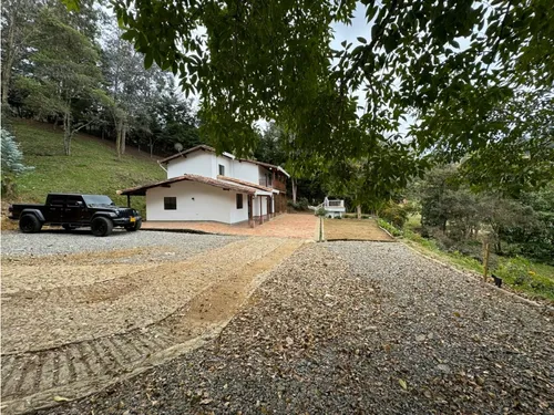 Casa En Arriendo En Rionegro Vía Santa Elena