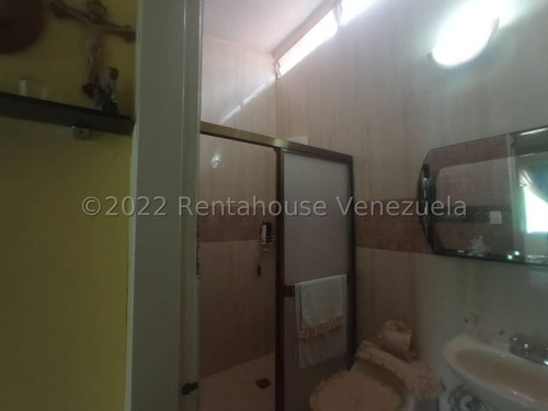 Imagen 2 de 30 de Casa En Venta En Villas De Yara Vía Yaritagua La Ensenada 0-4-2-4-5-9-3-7-5-4-2/ Rent-a-house Vende, Código De Referencia: 22-24112