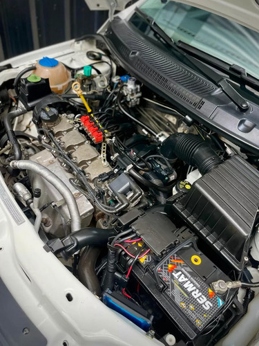 Volkswagen Voyage 1.6 Trenline 101cv